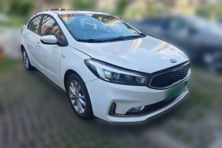 Used Kia K3 2016 1.6L Automatic with Sunroof Front Right 45 Deg