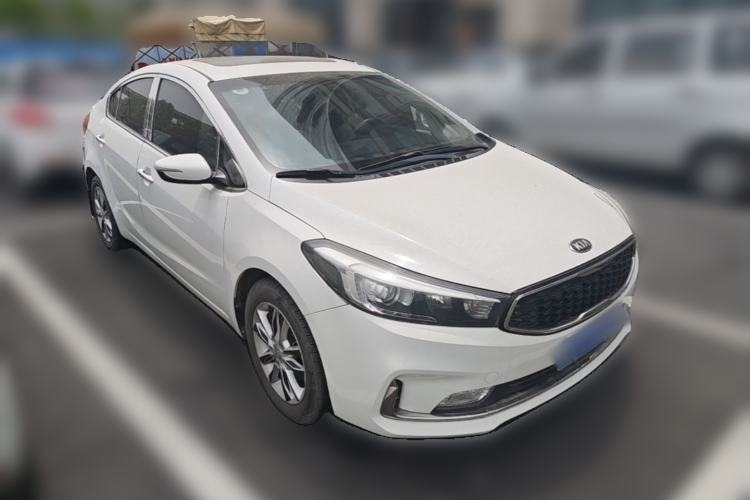 Used Kia K3 2016 1.6L Manual GLS Front Right 45 Deg