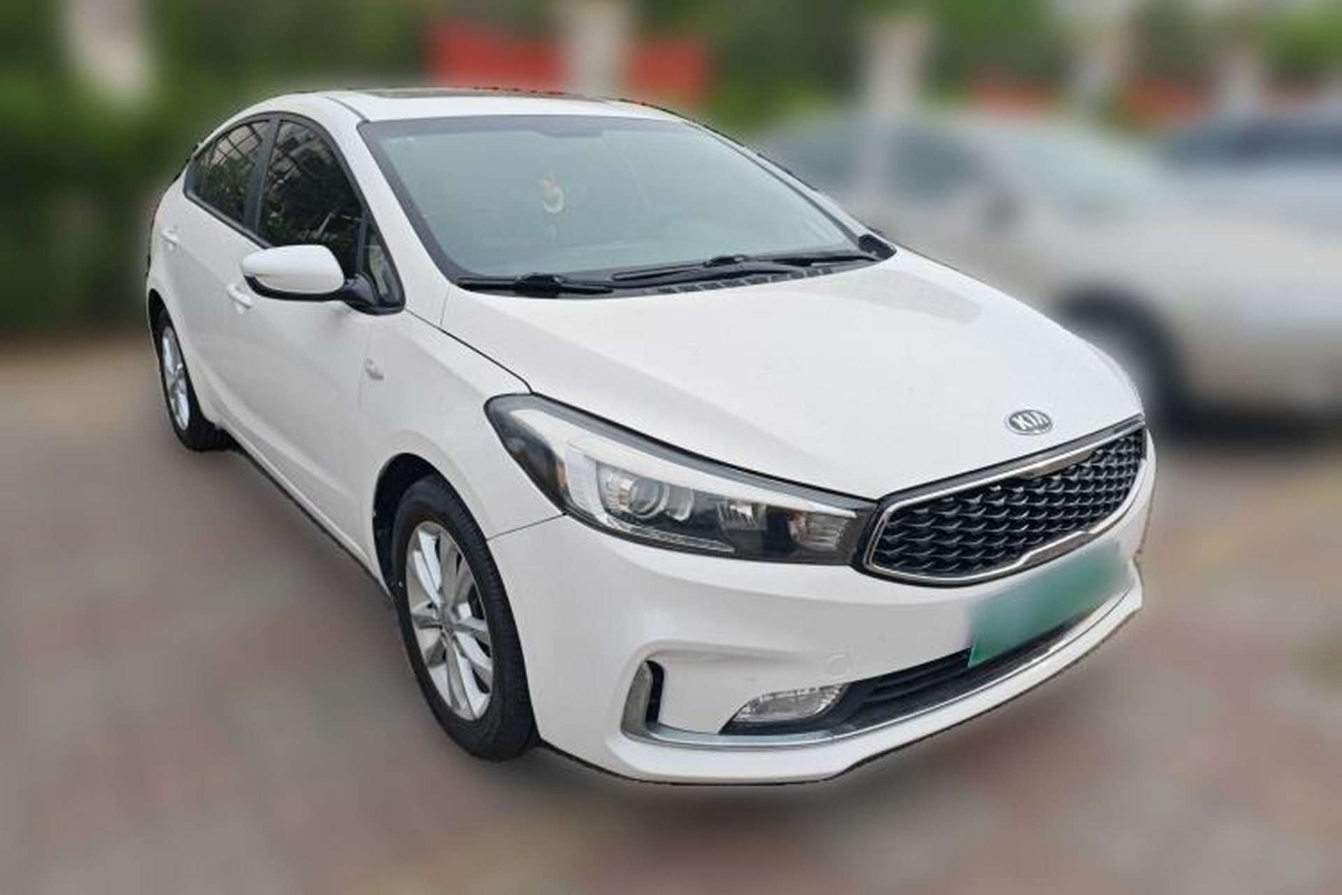 Used Kia K3 2016 1.6L Automatic GLS Front Right 45 Deg