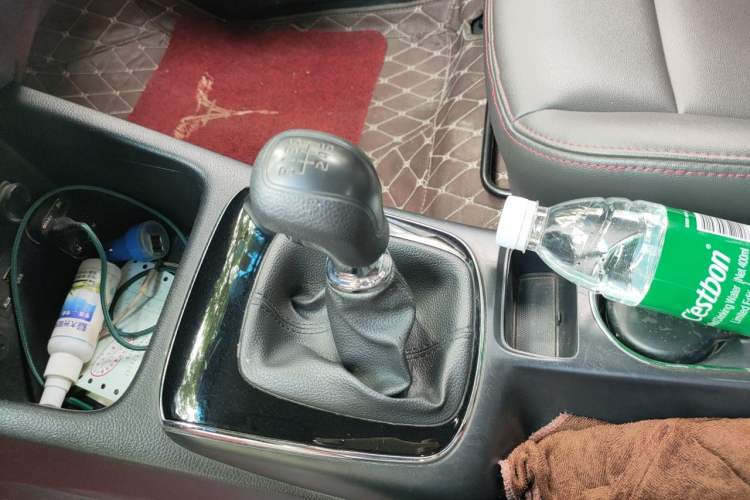 Used Kia K3 2016 1.6L Manual GL Gear Lever