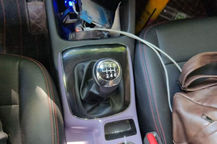 Used Kia K3 2016 1.6L Manual GL Gear Lever