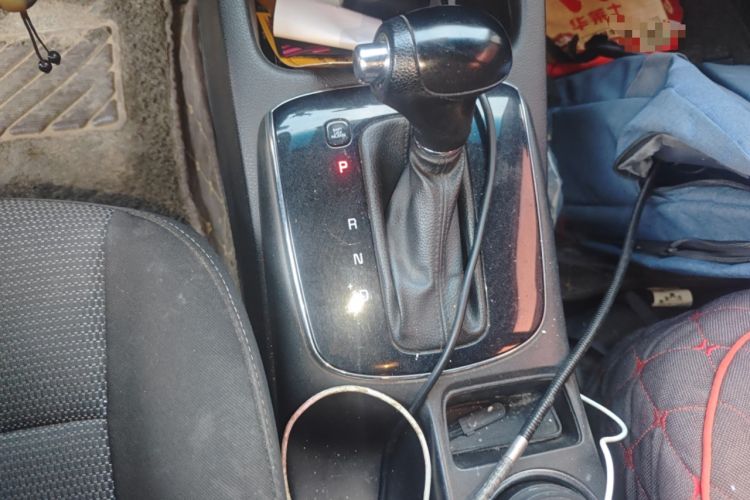Used Kia K3 2016 1.6L Automatic GL Gear Lever