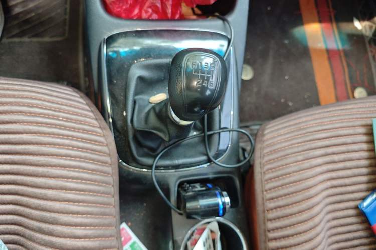 Used Kia K3 2016 1.6L Manual GL Gear Lever