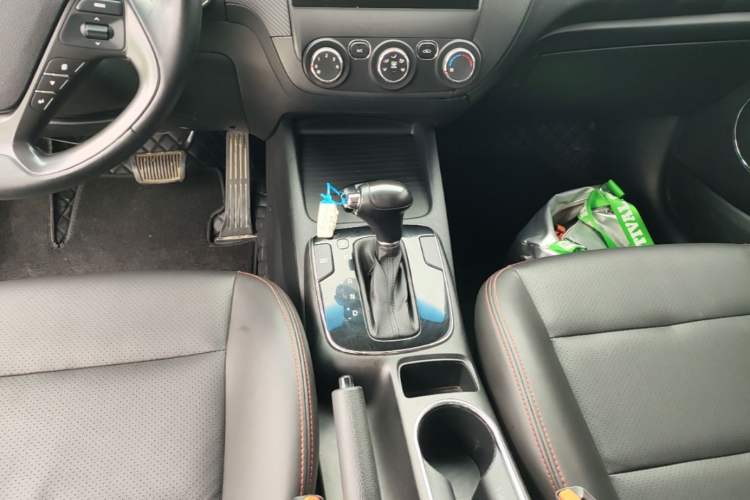 Used Kia K3 2016 1.6L Automatic with Sunroof Gear Lever