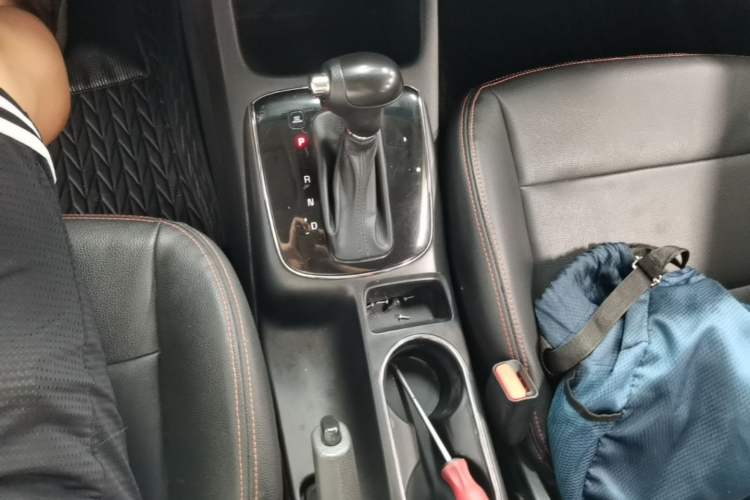 Used Kia K3 2016 1.6L Automatic GL Gear Lever