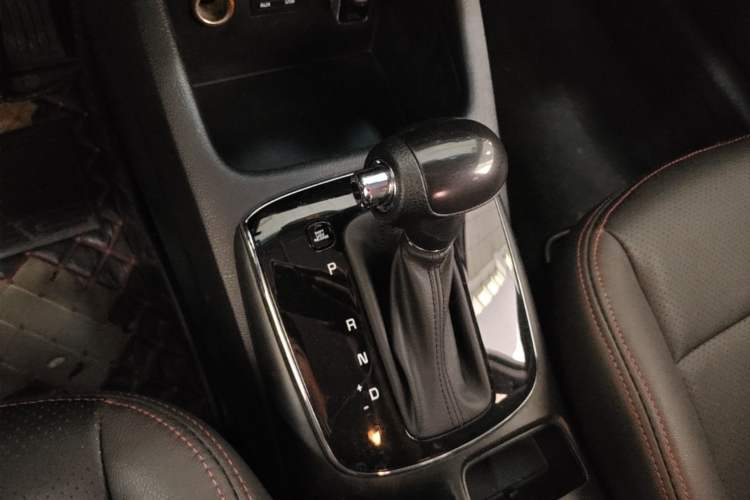 Used Kia K3 2016 1.6L Automatic GL Gear Lever