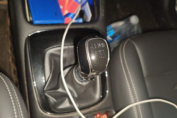 Used Kia K3 2016 1.6L Manual GLS Gear Lever
