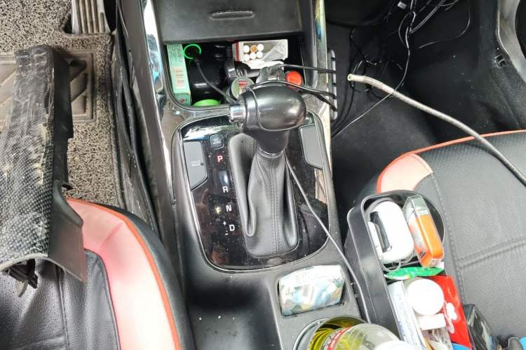 Used Kia K3 2016 1.6L Automatic GLS Gear Lever
