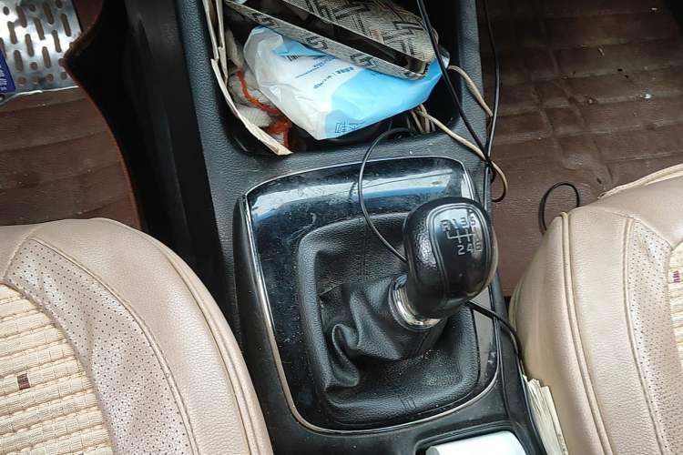 Used Kia K3 2016 1.6L Manual GL Gear Lever