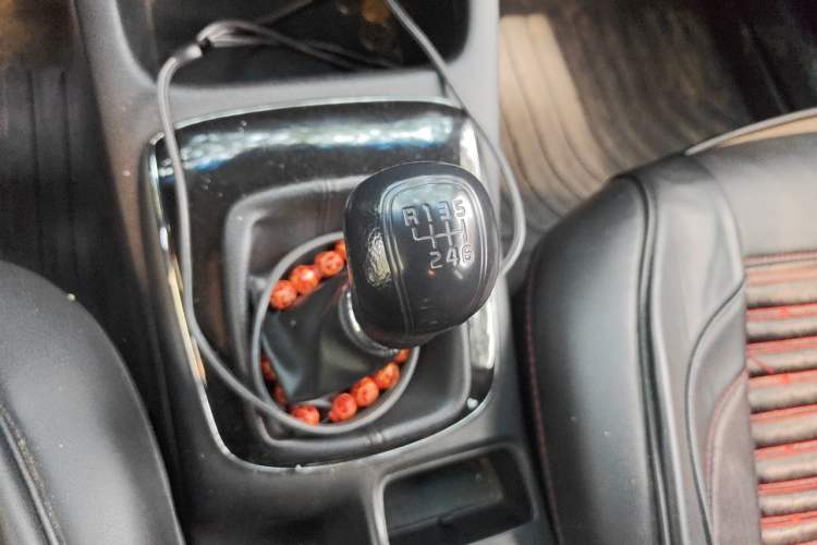 Used Kia K3 2016 1.6L Manual GL Gear Lever