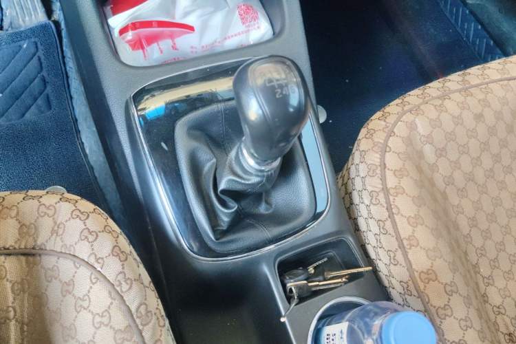 Used Kia K3 2016 1.6L Manual GL Gear Lever
