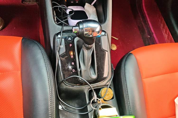 Used Kia K3 2016 1.6L Automatic GLS Gear Lever