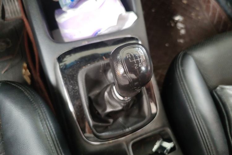 Used Kia K3 2016 1.6L Manual GL Gear Lever