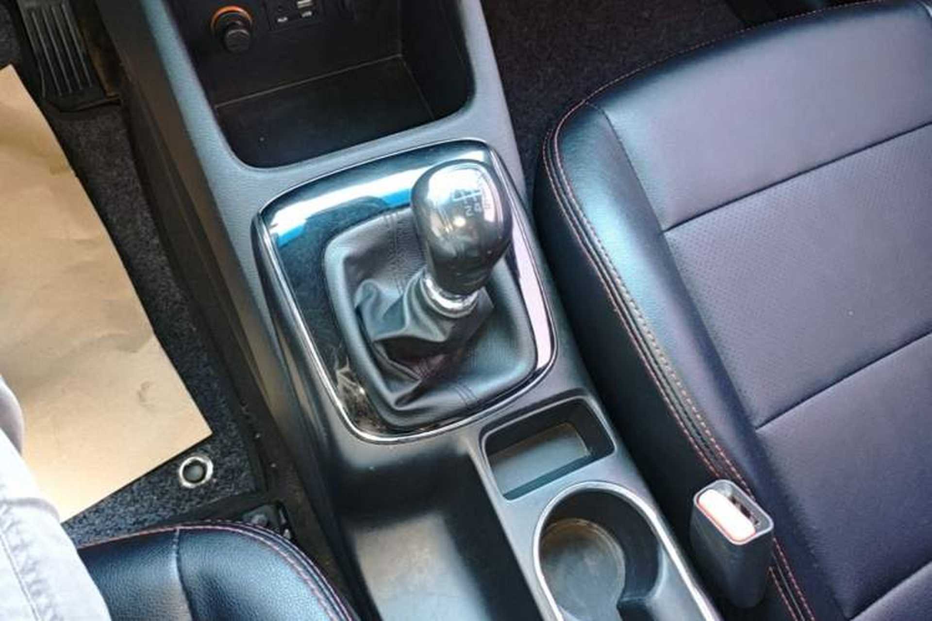 Used Kia K3 2016 1.6L Manual GL Gear Lever