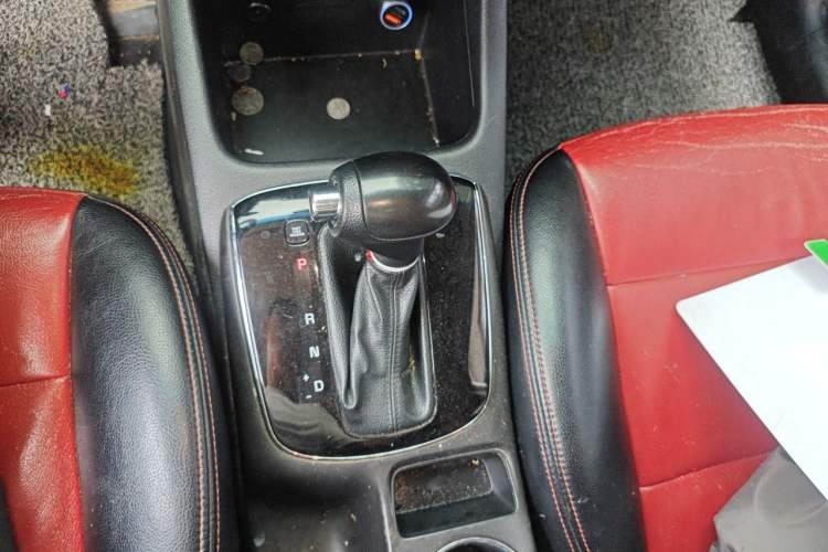 Used Kia K3 2016 1.6L Automatic GL Gear Lever