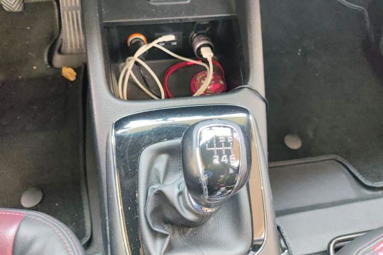 Used Kia K3 2016 1.6L Manual GLS Gear Lever