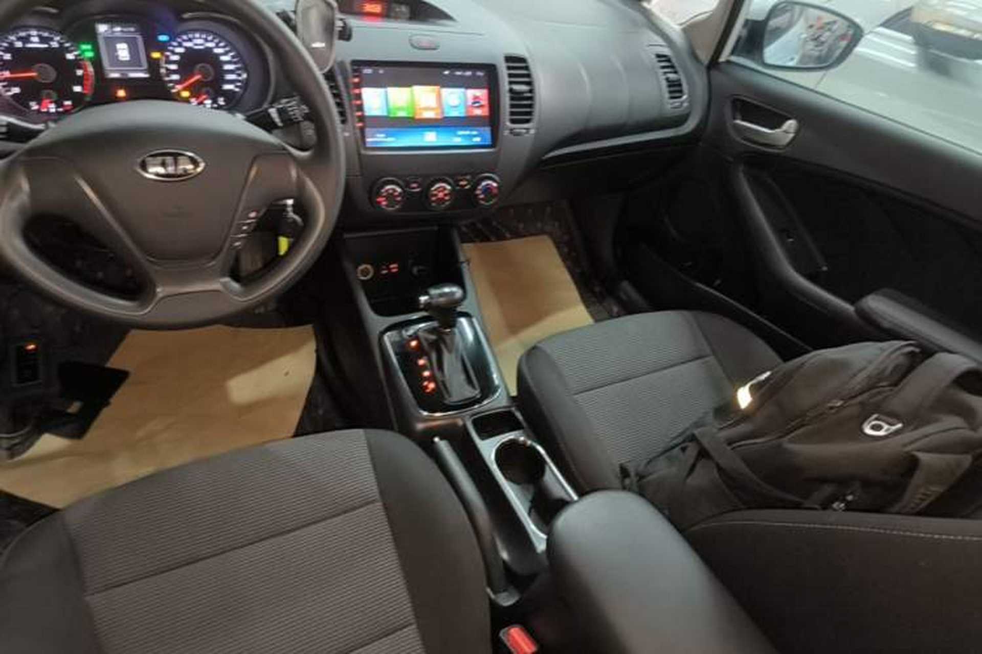 Used Kia K3 2016 1.6L Automatic GL Gear Lever