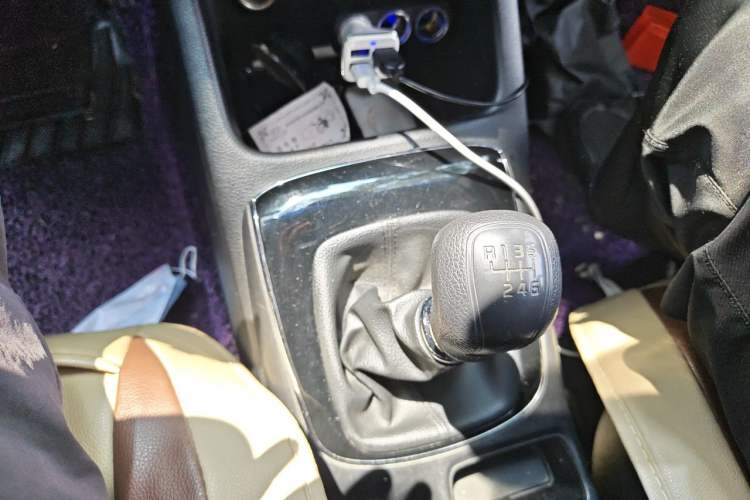 Used Kia K3 2016 1.6L Manual GL Gear Lever