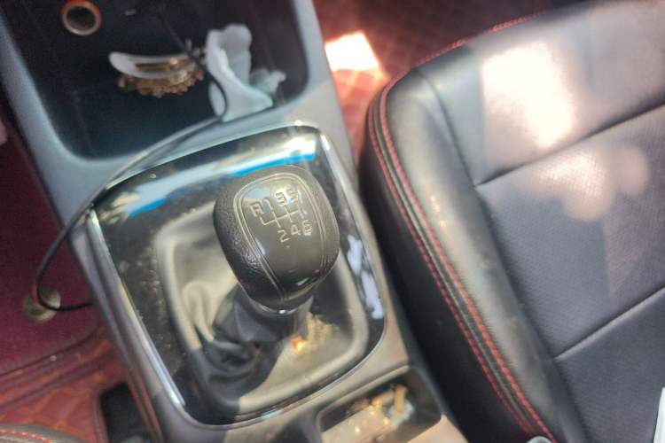 Used Kia K3 2016 1.6L Manual GL Gear Lever