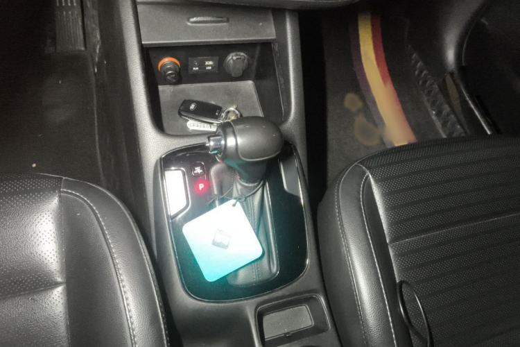 Used Kia K3 2016 1.6L Automatic DLX Gear Lever