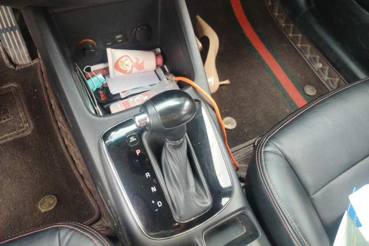 Used Kia K3 2016 1.6L Automatic GL Gear Lever