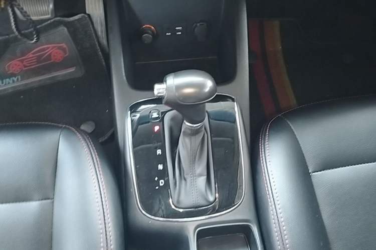 Used Kia K3 2016 1.6L Automatic with Sunroof Gear Lever