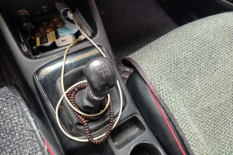Used Kia K3 2016 1.6L Manual GL Gear Lever