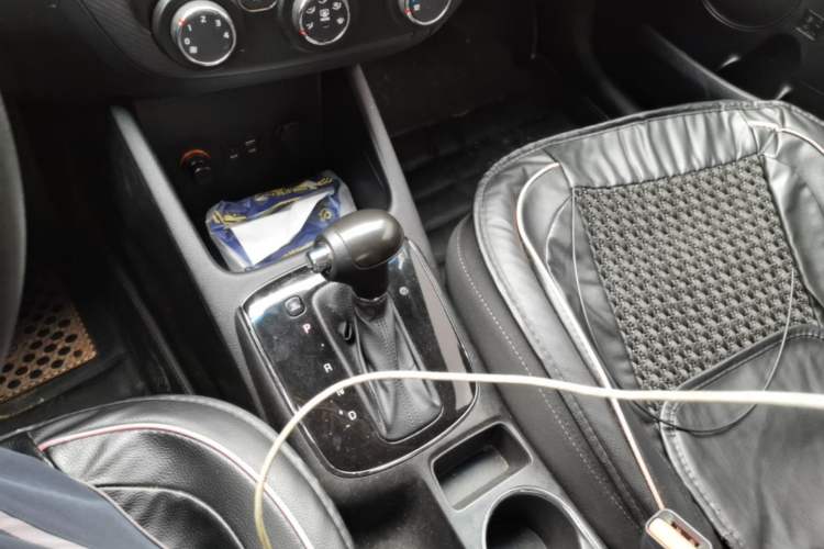 Used Kia K3 2016 1.6L Automatic GL Gear Lever