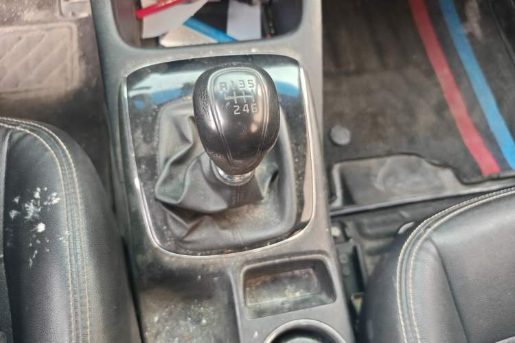 Used Kia K3 2016 1.6L Manual GL Gear Lever