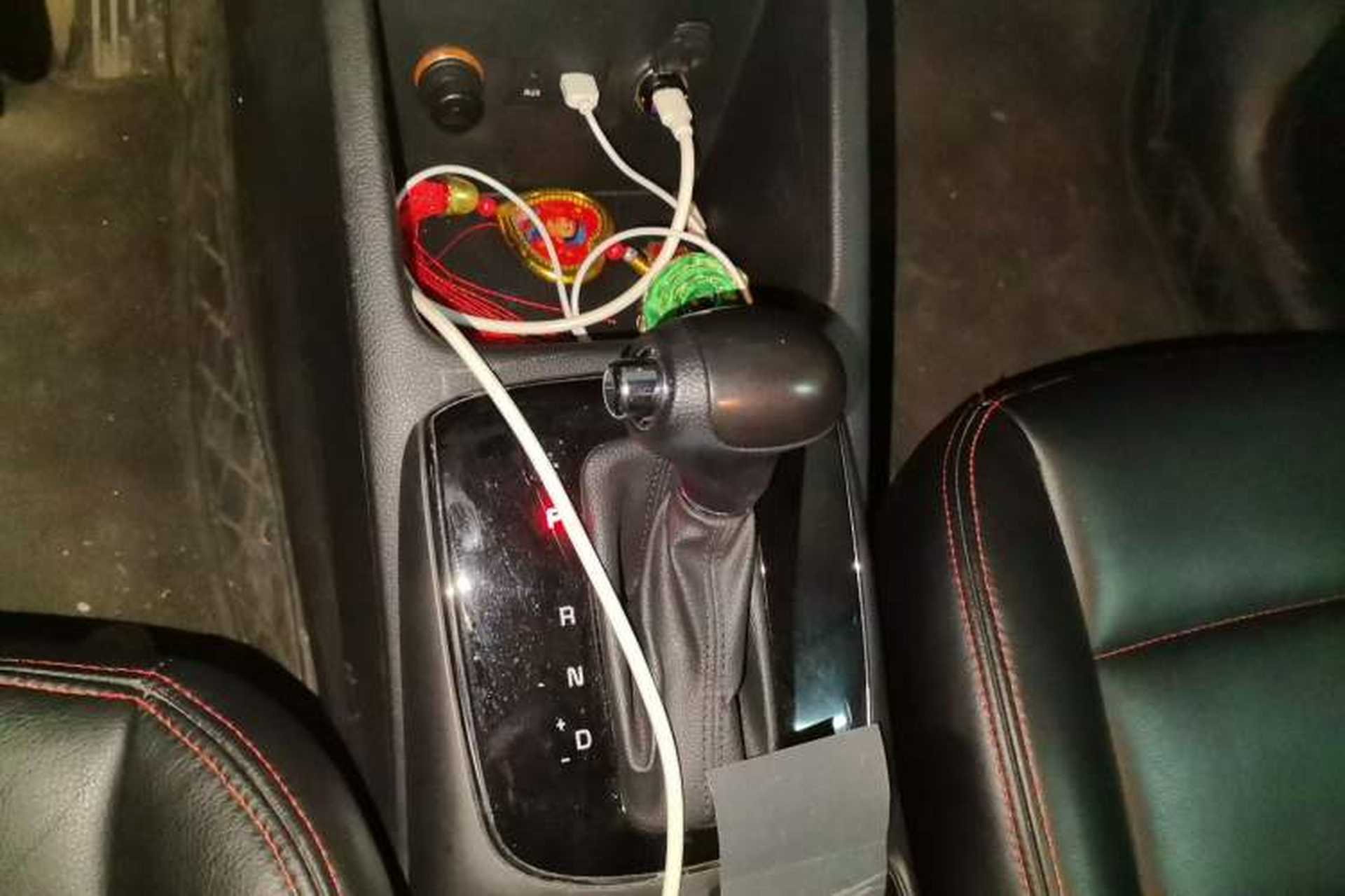 Used Kia K3 2016 1.6L Automatic GL Gear Lever