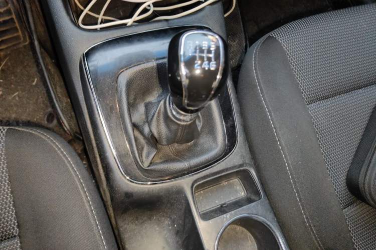 Used Kia K3 2016 1.6L Manual GLS Gear Lever
