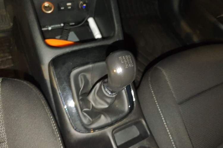 Used Kia K3 2016 1.6L Manual GL Gear Lever
