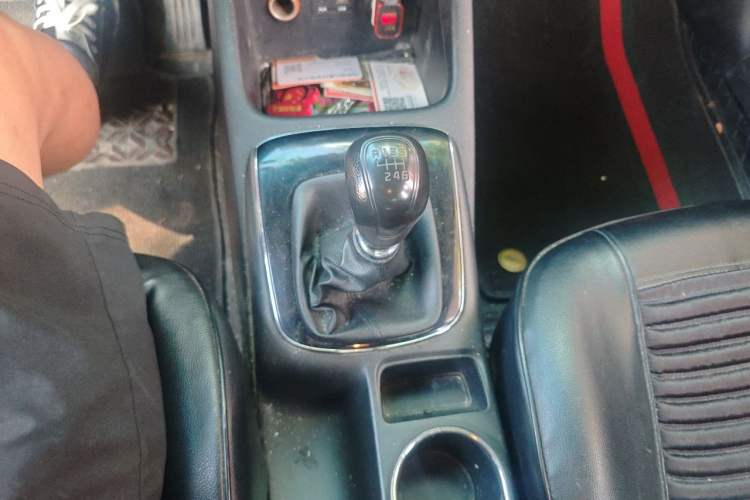 Used Kia K3 2016 1.6L Manual GL Gear Lever