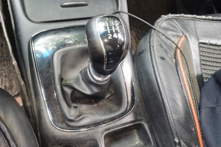 Used Kia K3 2016 1.6L Manual GLS Gear Lever