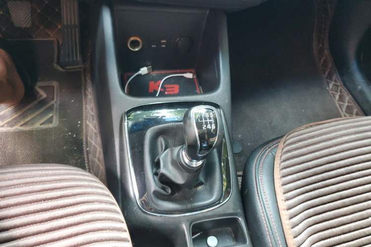 Used Kia K3 2016 1.6L Manual GL Gear Lever