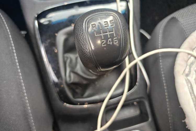 Used Kia K3 2016 1.6L Manual GL Gear Lever