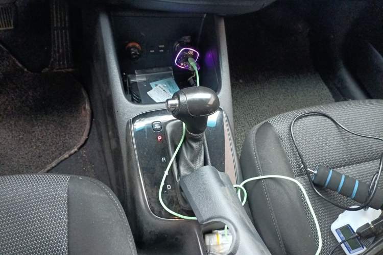 Used Kia K3 2016 1.6L Automatic GL Gear Lever