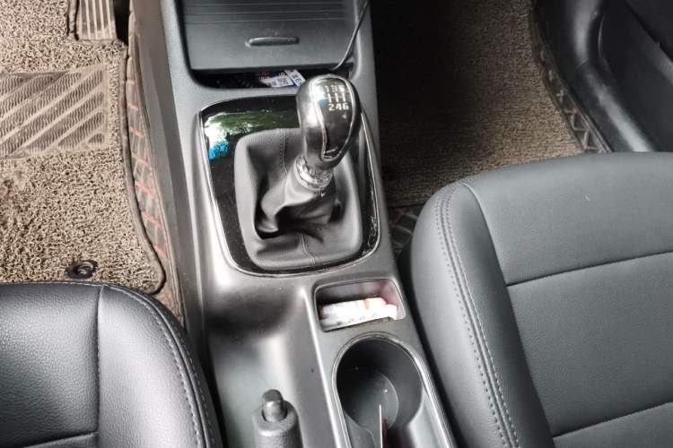 Used Kia K3 2016 1.6L Manual GLS Gear Lever