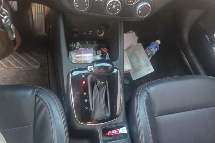Used Kia K3 2016 1.6L Automatic GL Gear Lever