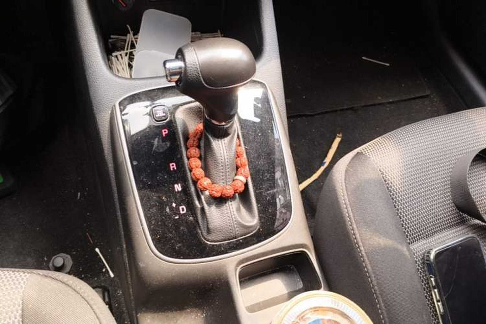 Used Kia K3 2016 1.6L Automatic GLS Gear Lever