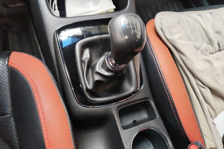 Used Kia K3 2016 1.6L Manual GL Gear Lever