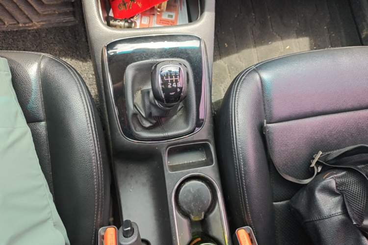 Used Kia K3 2016 1.6L Manual GLS Gear Lever