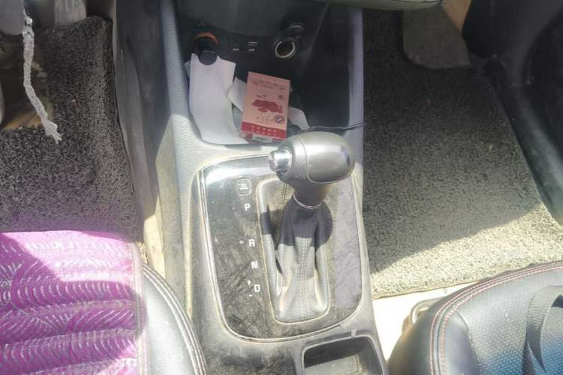 Used Kia K3 2016 1.6L Automatic GL Gear Lever