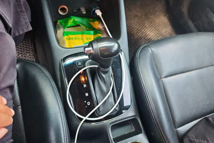 Used Kia K3 2016 1.6L Automatic with Sunroof Gear Lever