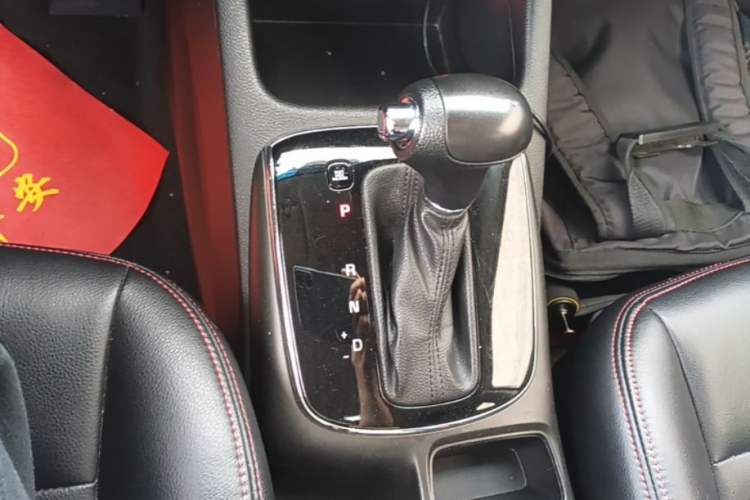 Used Kia K3 2016 1.6L Automatic GL Gear Lever