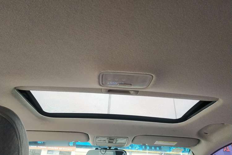 Used Kia K3 2016 1.6L Automatic GLS Headliner