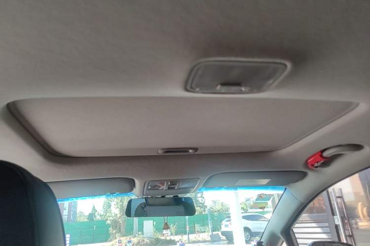Used Kia K3 2016 1.6L Automatic GLS Headliner
