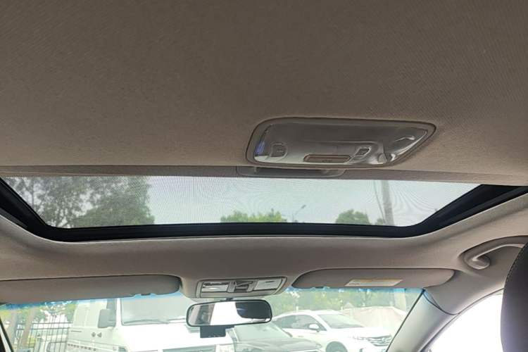 Used Kia K3 2016 1.6L Automatic GLS Headliner