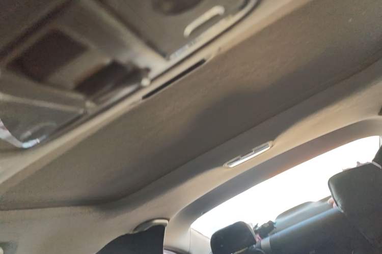 Used Kia K3 2016 1.6L Automatic GLS Headliner