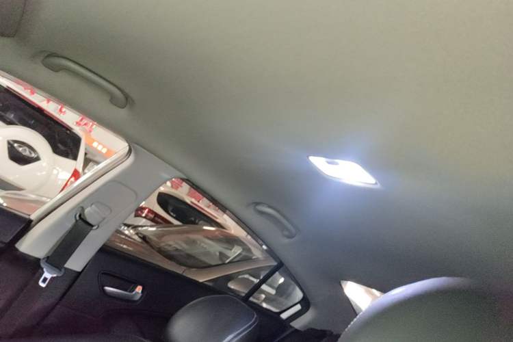 Used Kia K3 2016 1.6L Automatic GL Headliner